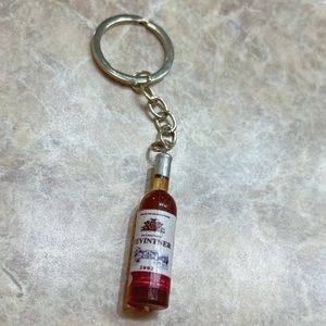 Red wine bottle keychain handmade gift birthday Italy gag Europe mom holiday car